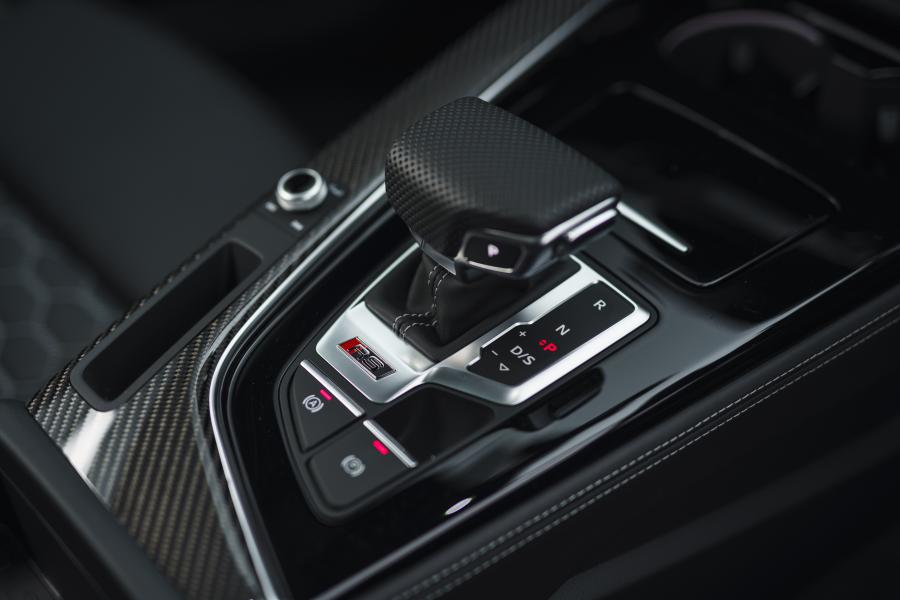 Детали интерьера Audi RS4 Avant (B9) 2020 года  (UK) (фото 96 из 99)